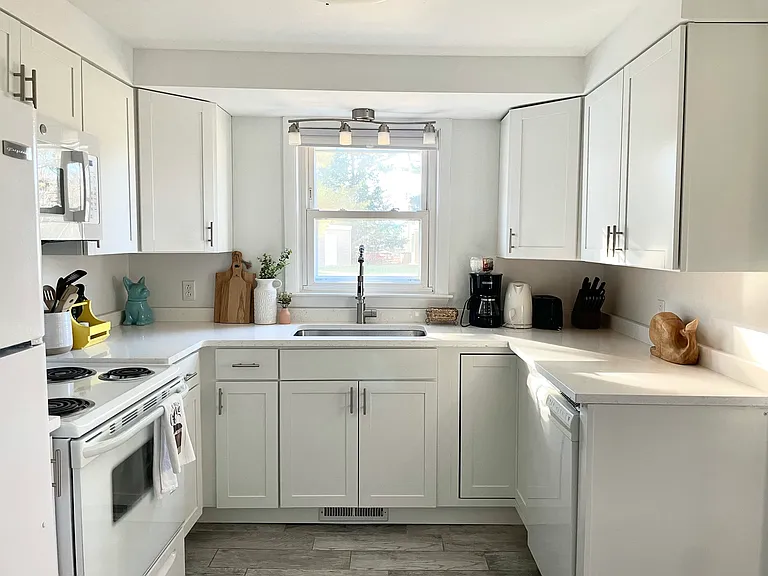 20 Emanual Dr — Photo 8