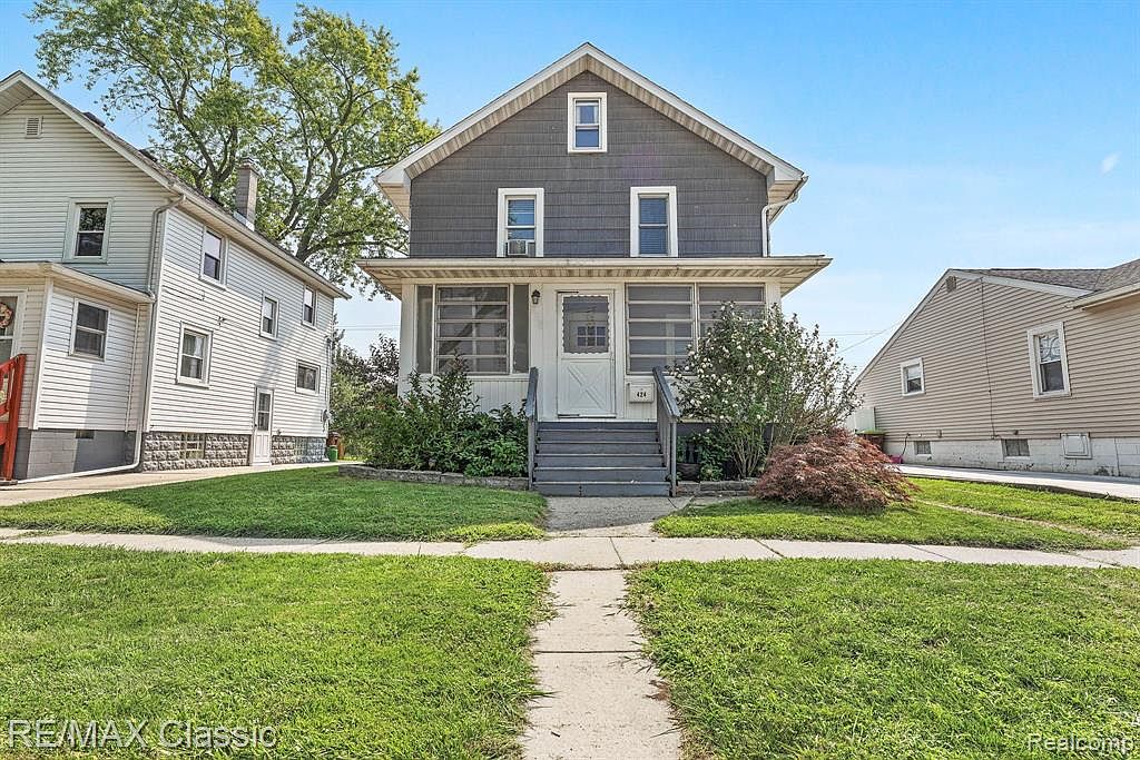 424 Michigan Ave, Monroe, MI 48162 Zillow