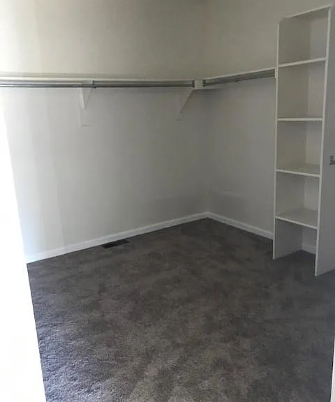 455 Widick St — Photo 10
