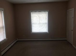 305 Hunt St FLOOR 1, Central Falls, RI 02863