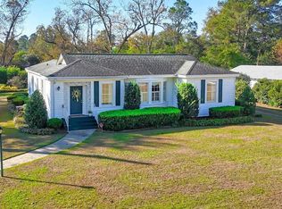 323 Curry St NE, Pelham, GA 31779