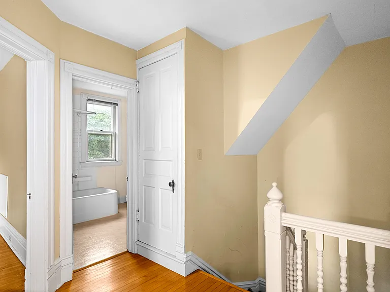 1107 E 2nd St #1107 — Photo 13