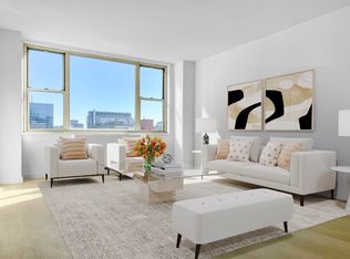 166 E 34th St #2104, New York, NY 10016