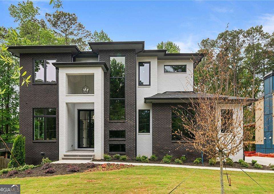 1st image of 447 Michael Dr