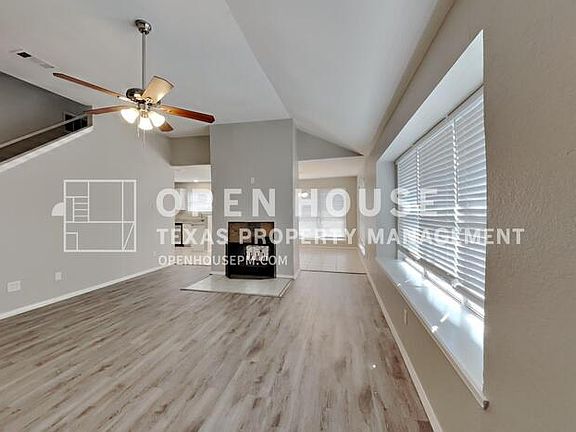 3rd image of 2908 Saint Croix Ct