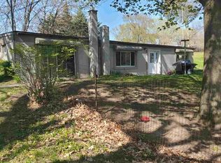 2963 Garden City Rd, Jackson, MI 49201