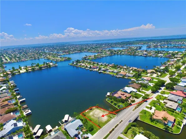 4817 Skyline Blvd, Cape Coral, FL 33914