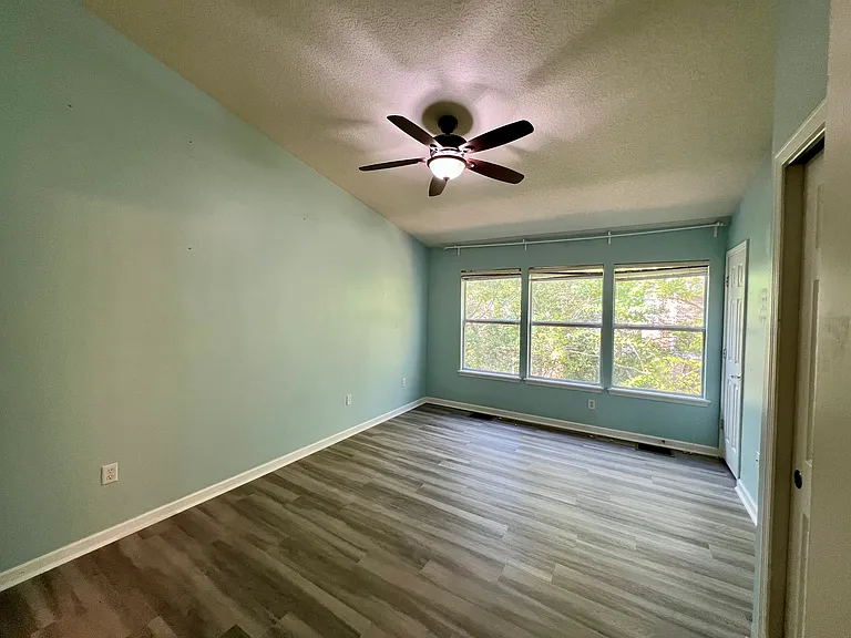 8124 Summer Palm Ct — Photo 7