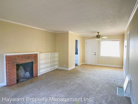 2nd image of 25923 Bryn Mawr Ave