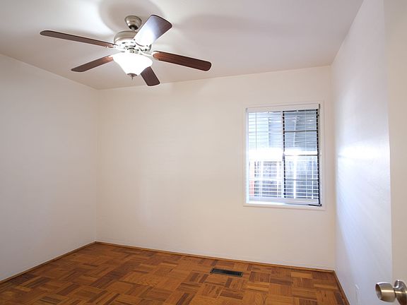3rd image of 102 Chabot Ct