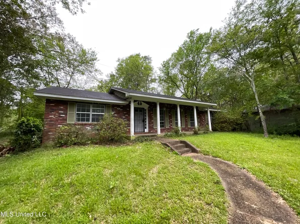 331 Colonial Dr, Jackson, MS 39204