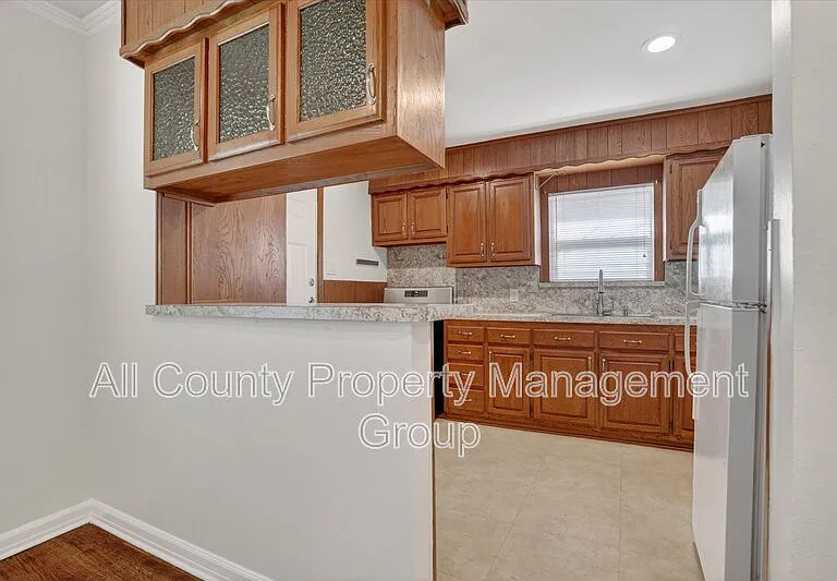4309 Curzon Ave — Photo 5