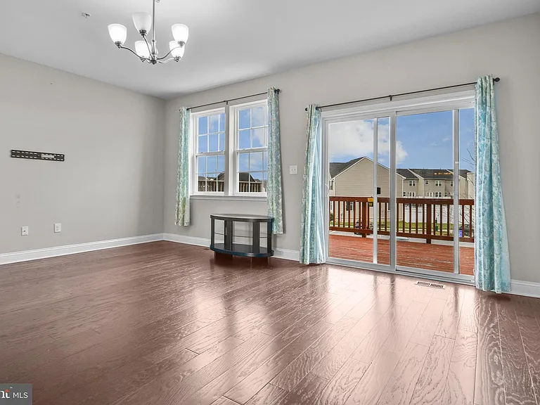 4648 Cambria Rd — Photo 8