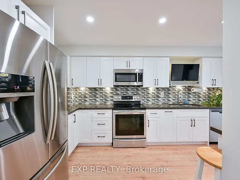 3351 Hornbeam Cres N #64 — Photo 8