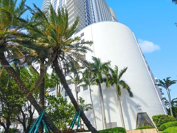 3rd image of 16699 Collins Ave APT 3802