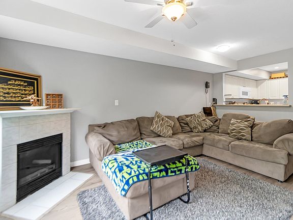 5th image of 14399 103rd Ave #307