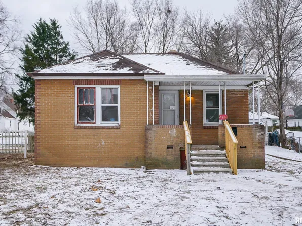 2418 W Antoinette St, Peoria, IL 61605