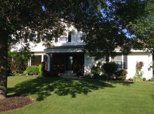 W180N7297 Town Hall Rd, Menomonee Falls, WI 53051