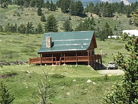 3rd image of 165 Pishkun Rd