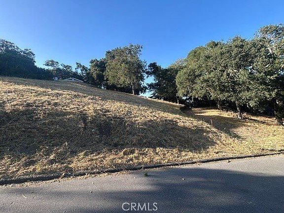 2nd image of 5775 Encino Ave