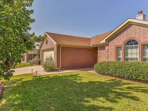 2nd image of 545 Marybeth Dr
