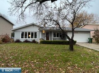 3425 Outer Dr, Hibbing, MN 55746