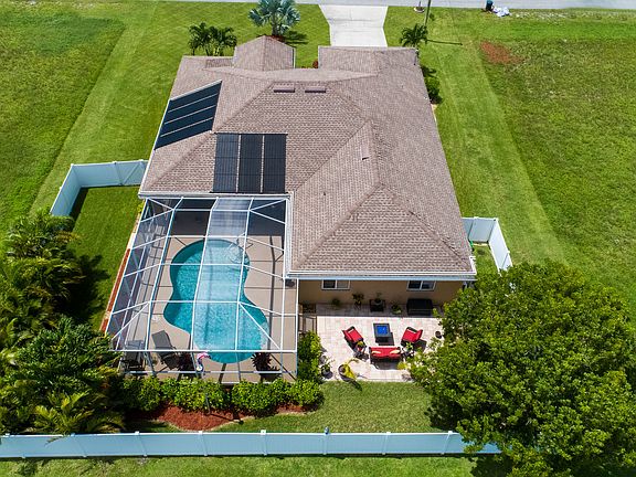 2nd image of 1017 NW 33rd Pl