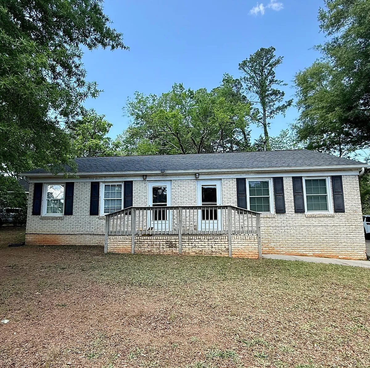 Building Photo - 214 Dixon Cir