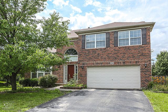 1st image of 2743 E Barrington Dr