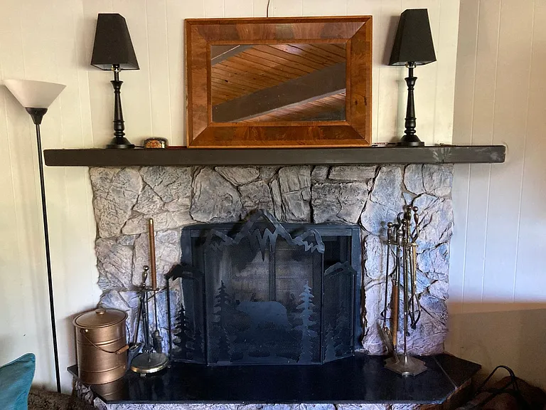 676 Grass Valley Rd — Photo 16