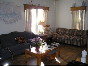 2nd image of 3 Evelyn Pl