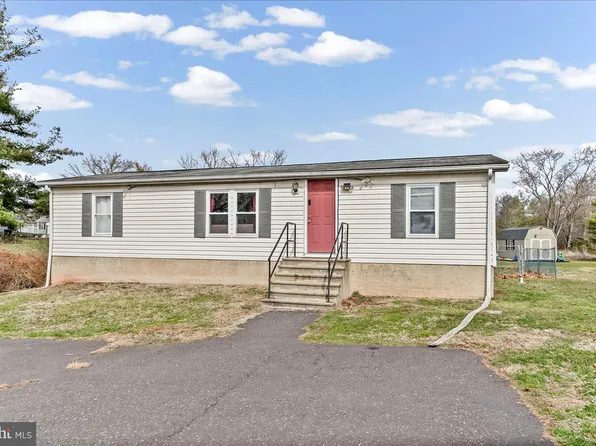 2411 Big Rd, Gilbertsville, PA 19525