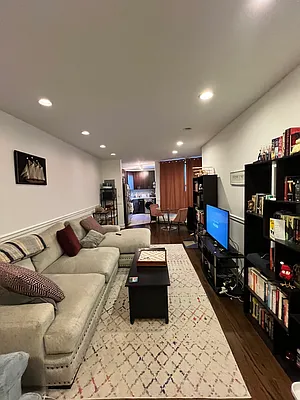 Rented by Mdays Realty | media 4