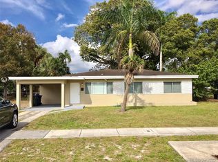 1025 Iroquois Ave, Fort Lauderdale, FL 33312