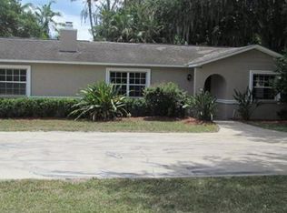 8811 W Knights Griffin Rd, Plant City, FL 33565