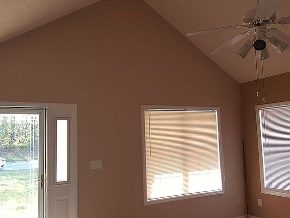 Living Rm. / vaulted ceiling