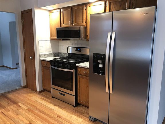 2nd image of 2943 Swanson Pkwy