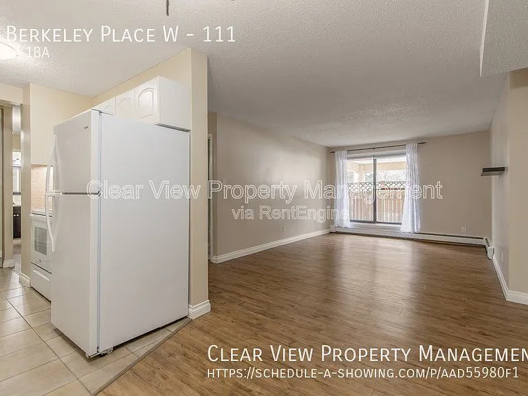 5 Berkeley Pl W #111 — Photo 14