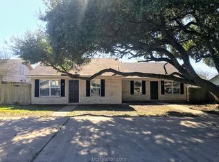 3304 Lodgepole Cir, College Station, TX 77845