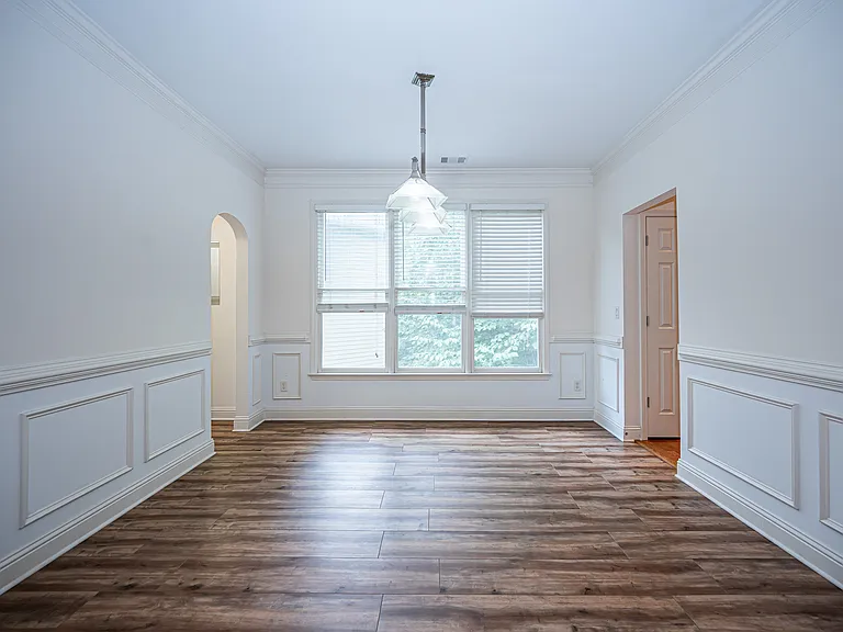 1209 Wood Iris Ln — Photo 8
