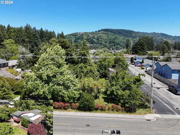 718-728 Pioneer Rd, Brookings, OR 97415