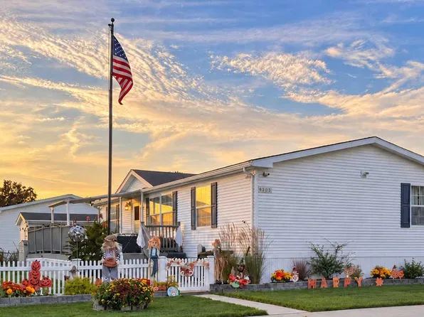9303 Canyon Trail Dr, Newport, MI 48166