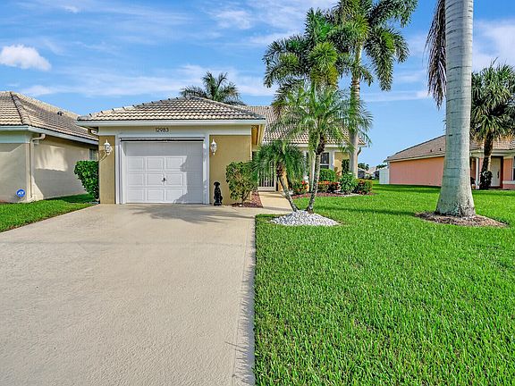 2nd image of 12983 Hampton Lakes Circle