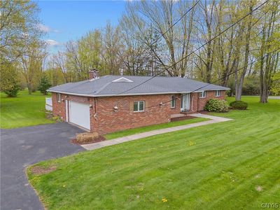 7028 E Taft Rd, East Syracuse, NY, 13057