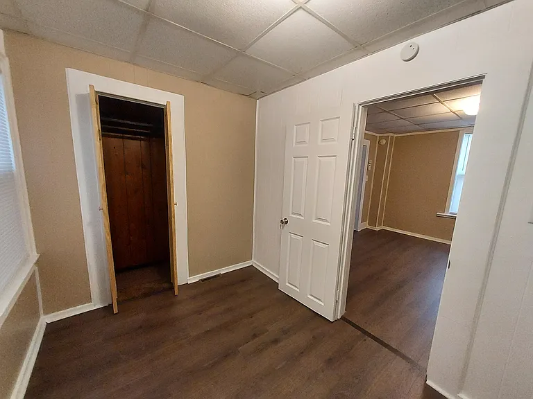 729 Elizabeth St — Photo 8