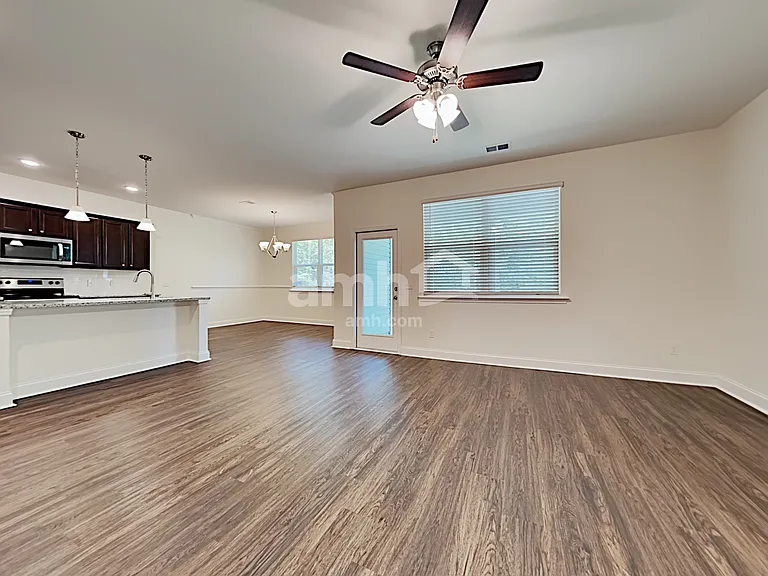 404 Ronter Ct — Photo 8