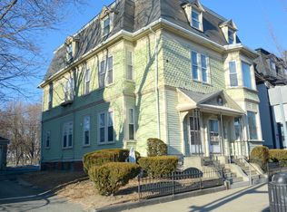 547 Broadway #2, Providence, RI 02909