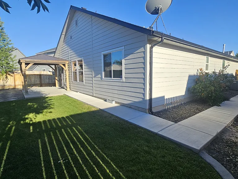 Well maintained backyard