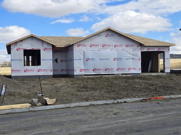460 Alpha Ave, Box Elder, SD 57719