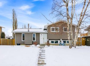 127 N Queen Tamara Rd SE, Calgary, AB T2J 4E8